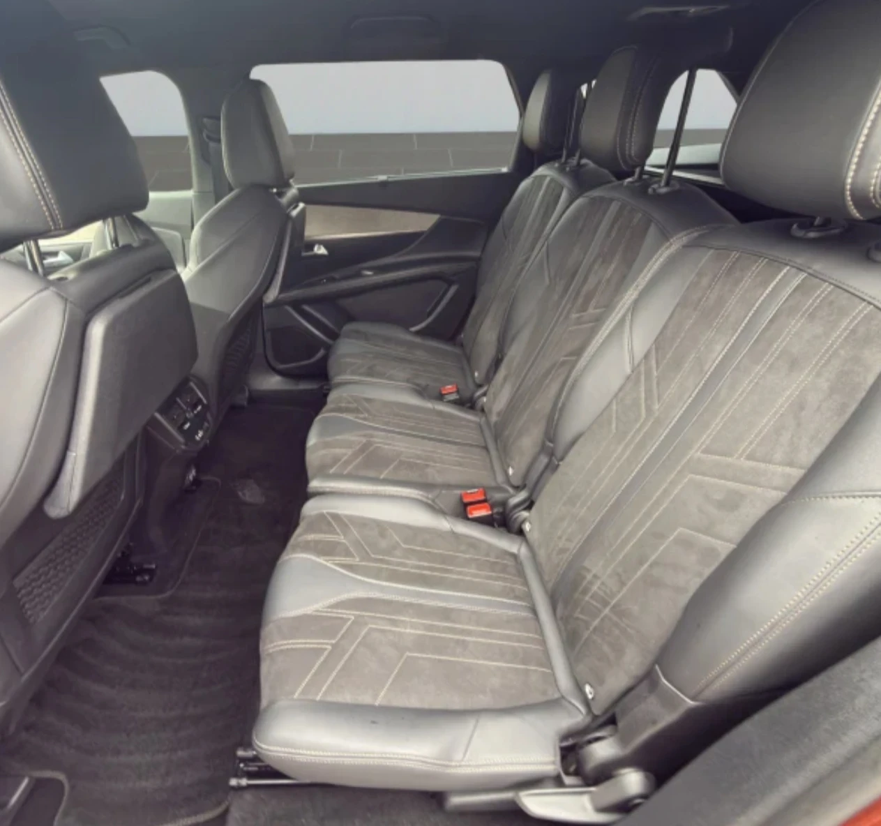 Peugeot 5008 GT line, снимка 12 - Автомобили и джипове - 55166146