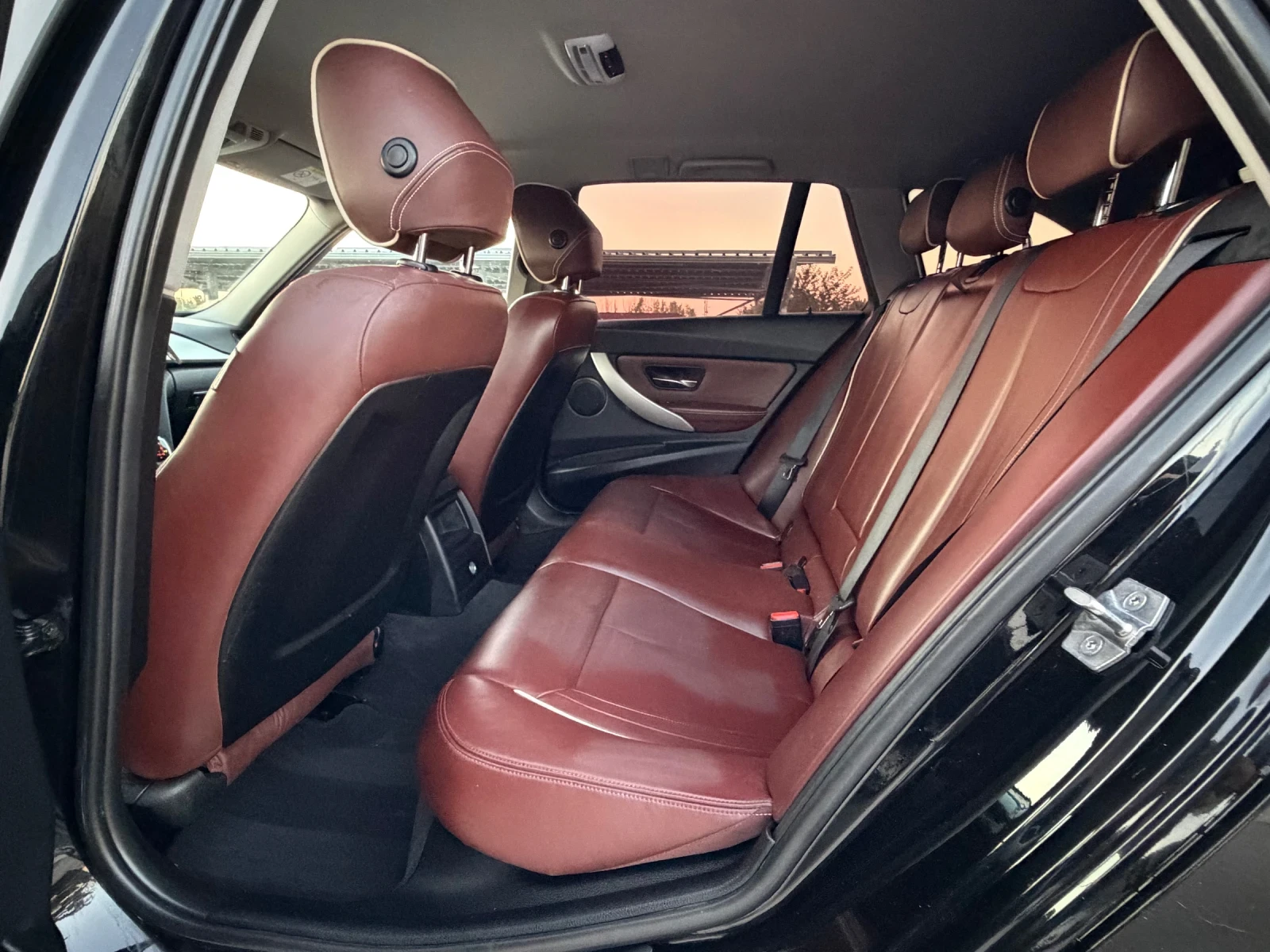 BMW 320 2.0D 190к.с. ИТАЛИЯ, снимка 7 - Автомобили и джипове - 55494895