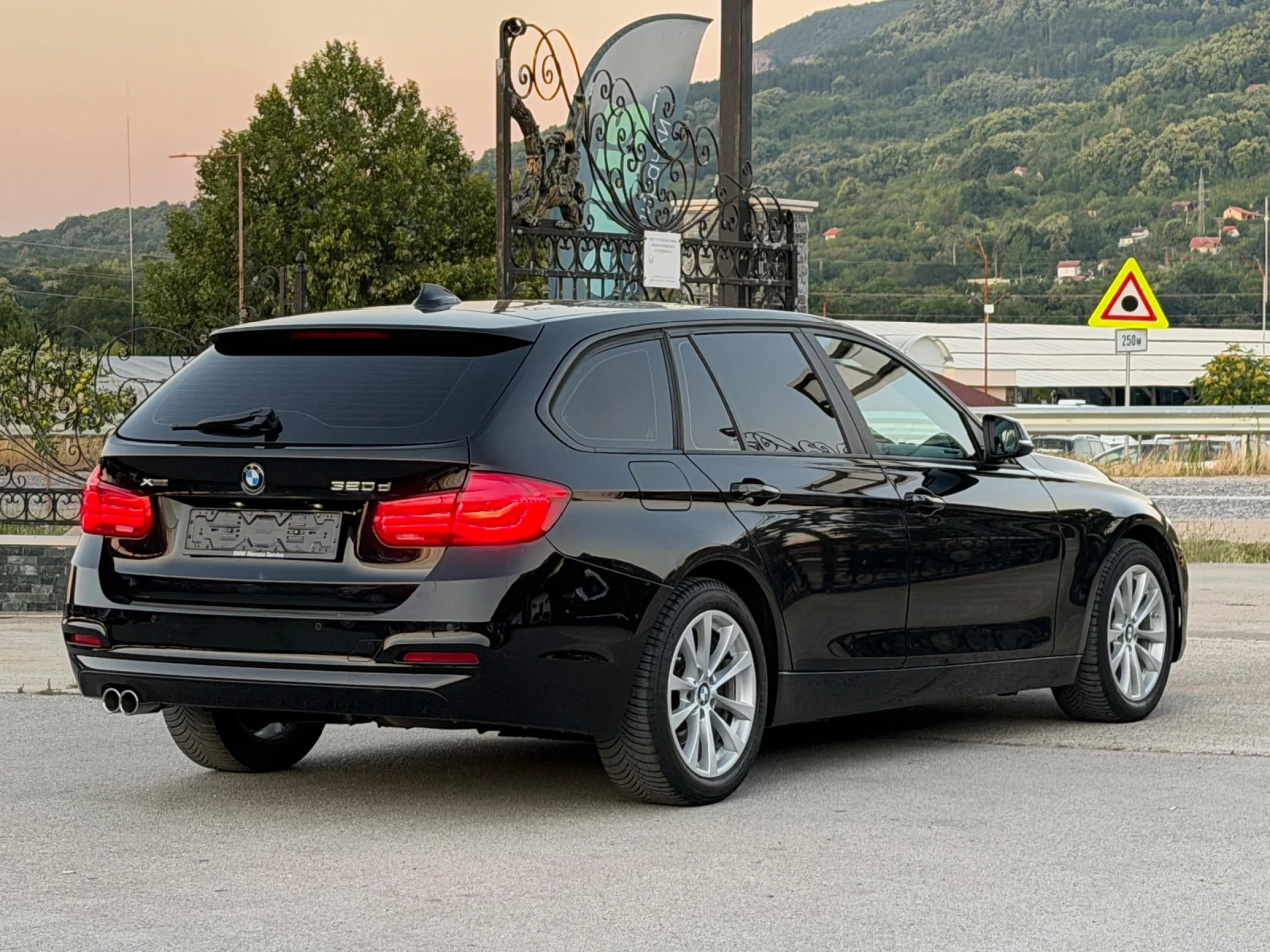 BMW 320 2.0D 190к.с. ИТАЛИЯ, снимка 12 - Автомобили и джипове - 55494895