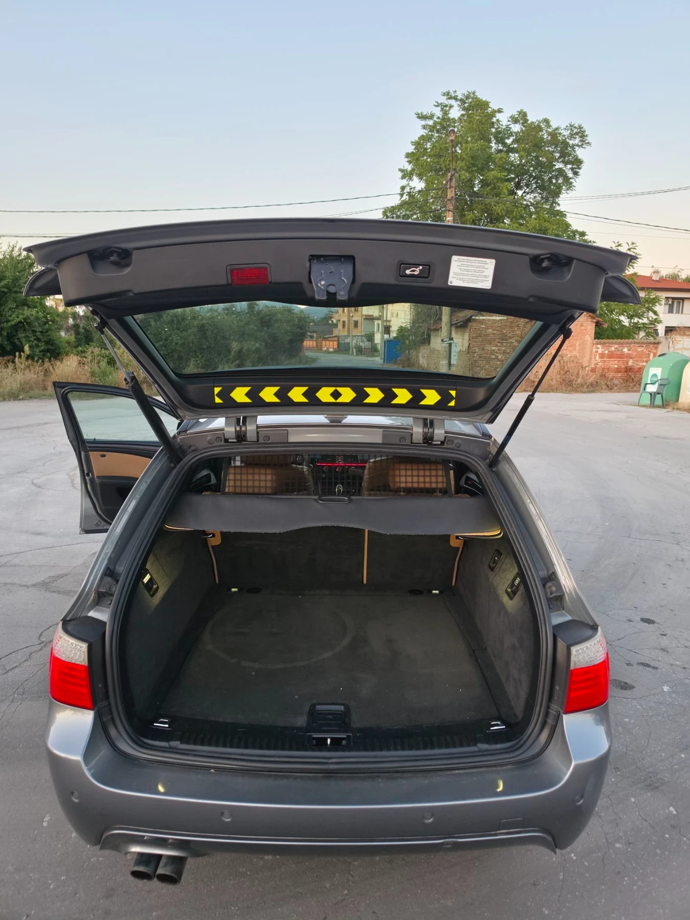 BMW 530 SAT/M-PACK/FACELIFT , снимка 11 - Автомобили и джипове - 55729422