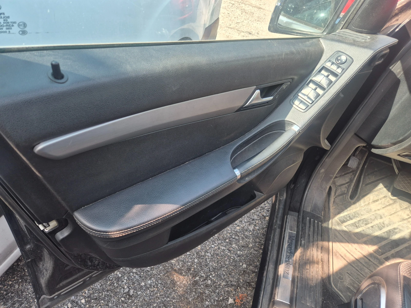 Mercedes-Benz R 350 3.5CDI, снимка 9 - Автомобили и джипове - 55811452