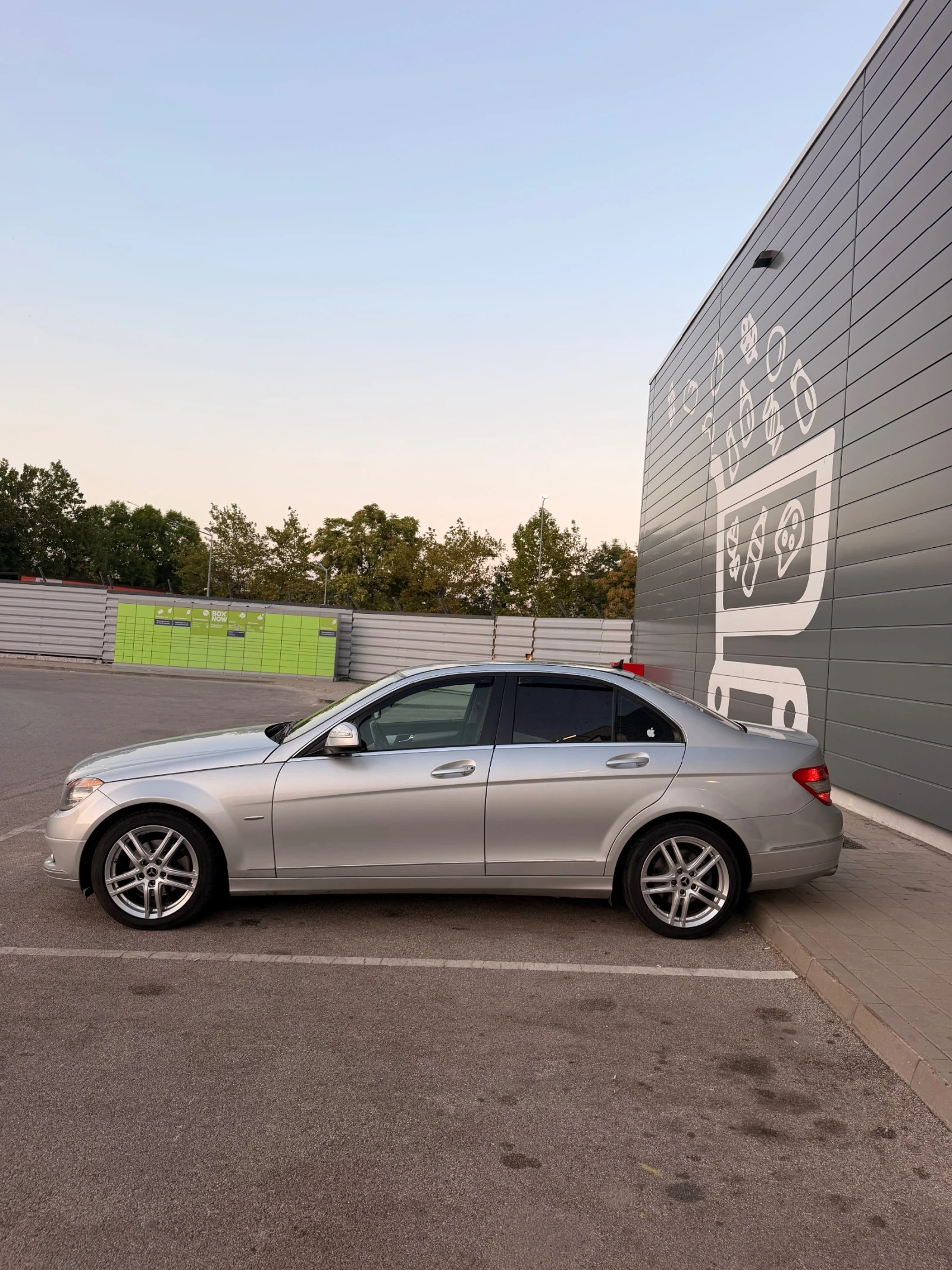 Mercedes-Benz C 220 Mercedes W204 C220 CDI Avantgarde с двигател OM646, снимка 2 - Автомобили и джипове - 55902634