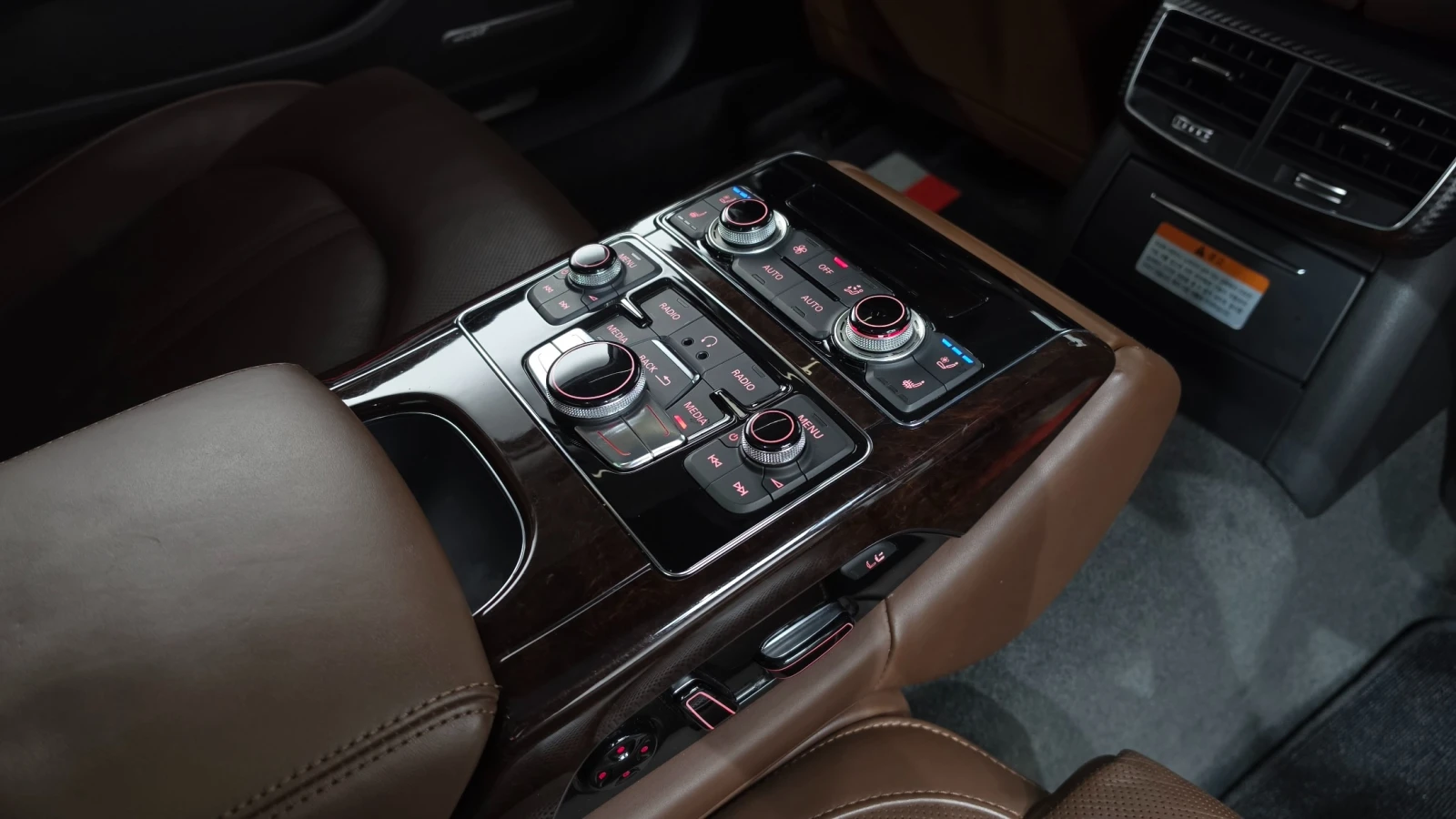 Audi A8 КРАЙНА ЦЕНА ДО СОФИЯ, снимка 14 - Автомобили и джипове - 56234896