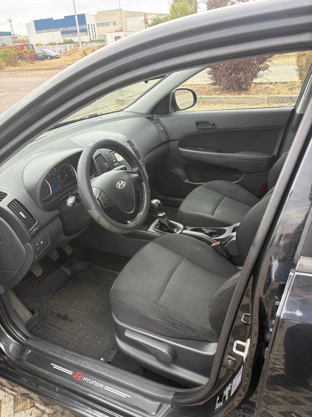 Hyundai I30 CRDi 1.6 Facelift 6 ск., снимка 9 - Автомобили и джипове - 56239205