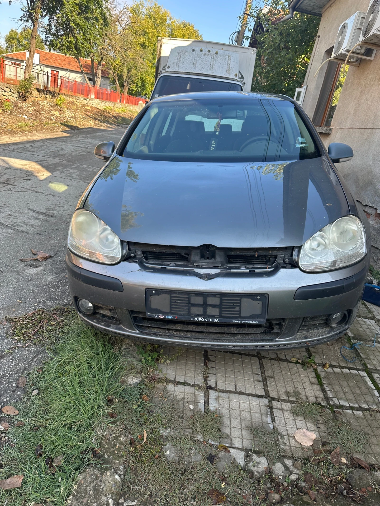 VW Golf, снимка 4 - Автомобили и джипове - 56709865