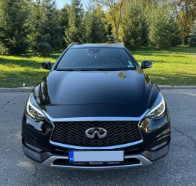  Infiniti QX30