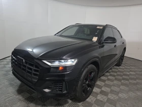 ������ Audi Q8