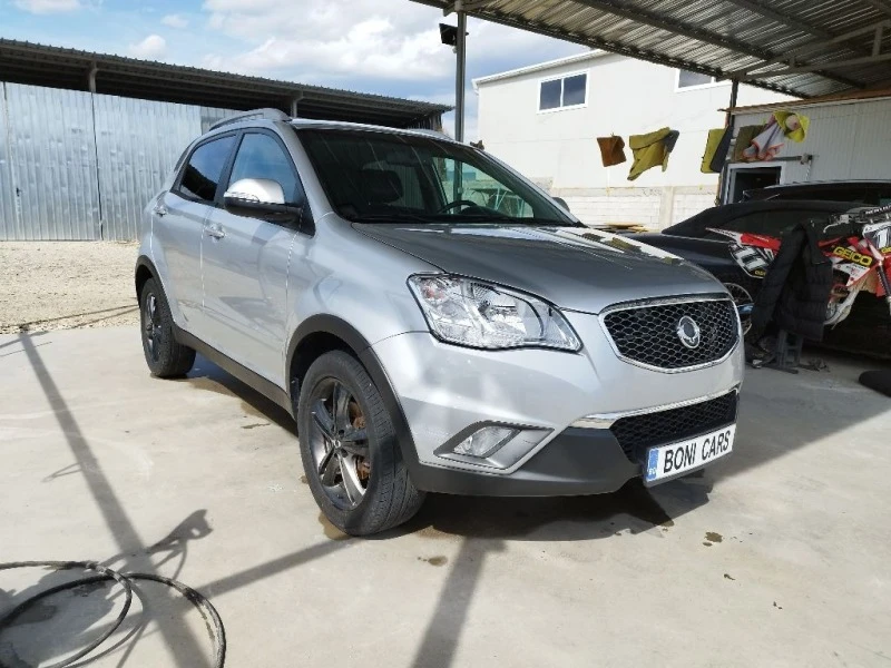 SsangYong Korando 2.0 HDI, снимка 3 - Автомобили и джипове - 40205991