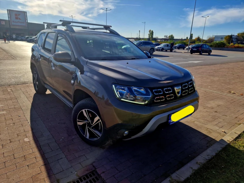 Dacia Duster Prestige, снимка 2 - Автомобили и джипове - 47738634