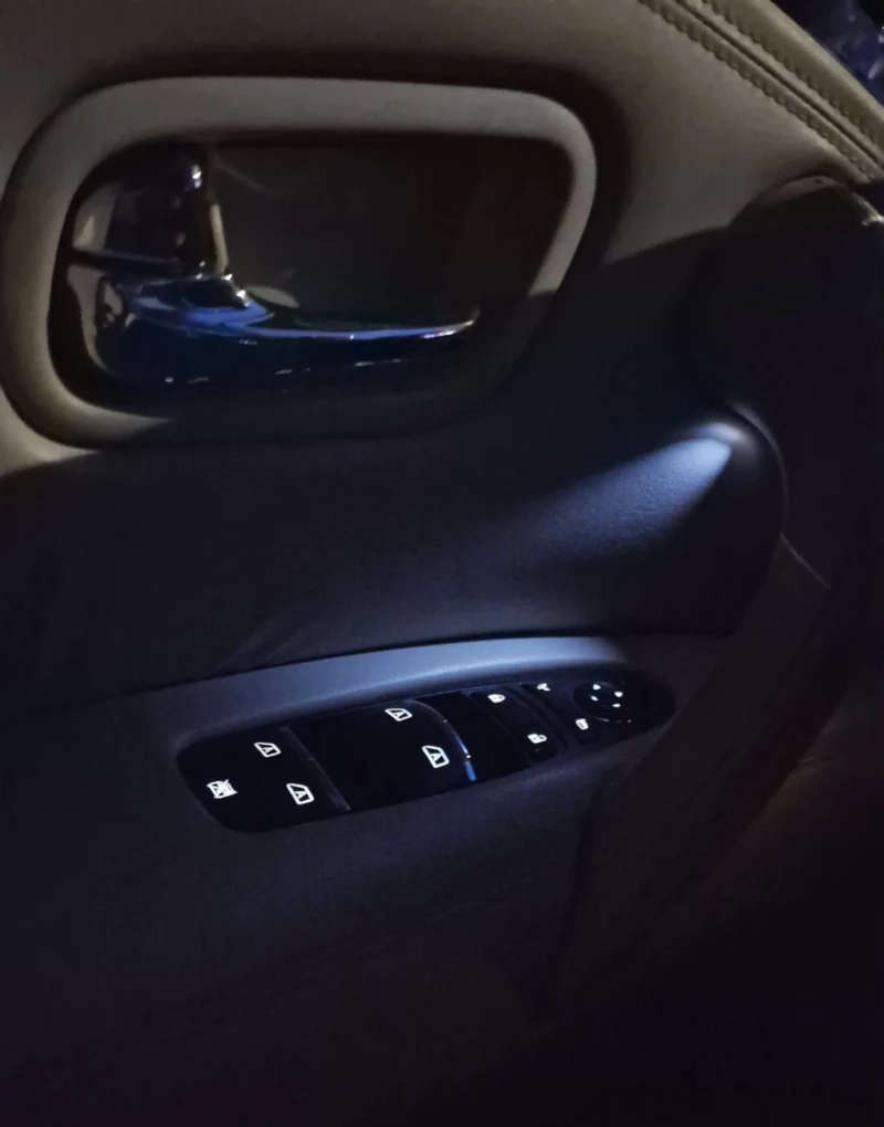 Infiniti QX80 Реконструкция в Nissan Patrol 2023* Oбдух* Пано* B, снимка 16 - Автомобили и джипове - 52317929