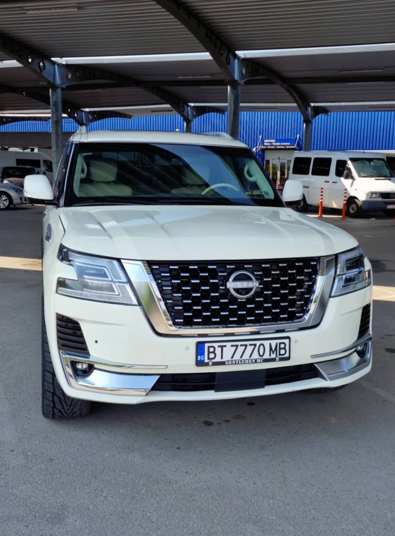 Infiniti QX80 Реконструкция в Nissan Patrol 2023* Oбдух* Пано* B, снимка 3 - Автомобили и джипове - 52317929