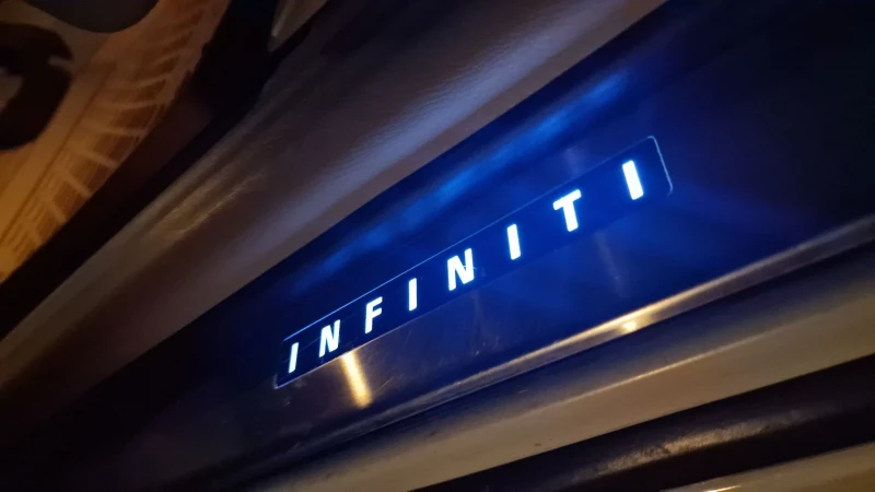 Infiniti QX80 Реконструкция в Nissan Patrol 2023* Oбдух* Пано* B, снимка 15 - Автомобили и джипове - 52317929