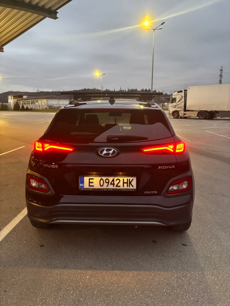 Hyundai Kona Premium 64kwh термопомпа, снимка 16 - Автомобили и джипове - 53141241