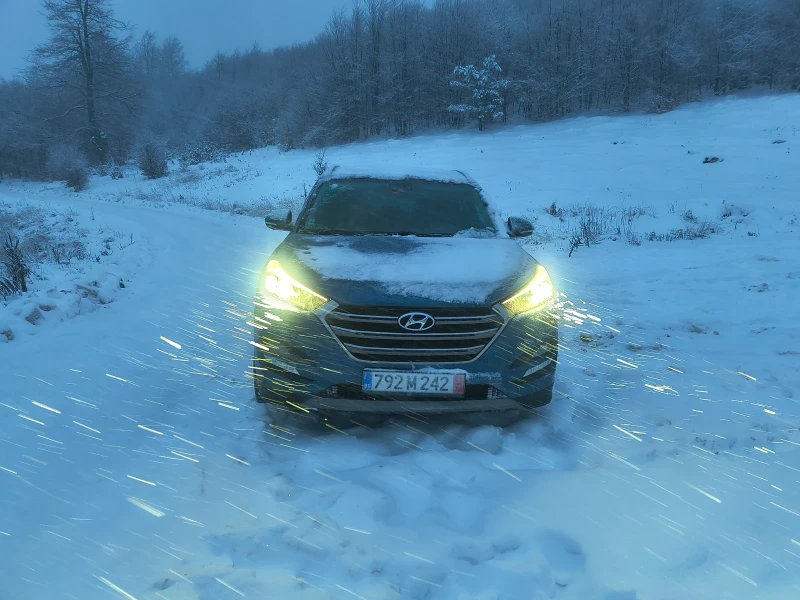 Hyundai Tucson 4х4, automatic, снимка 2 - Автомобили и джипове - 53386626