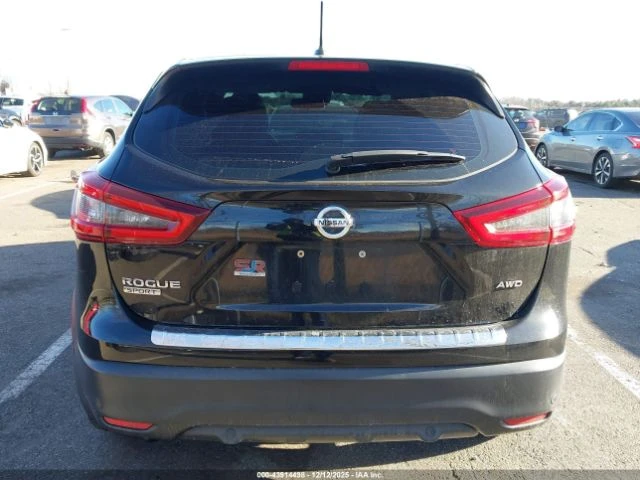 Nissan Rogue SPORT 4X4, снимка 15 - Автомобили и джипове - 53391275