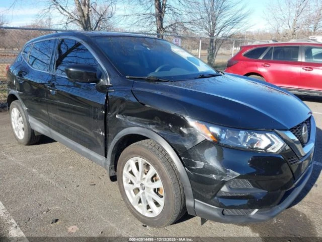 Nissan Rogue SPORT 4X4, снимка 16 - Автомобили и джипове - 53391275