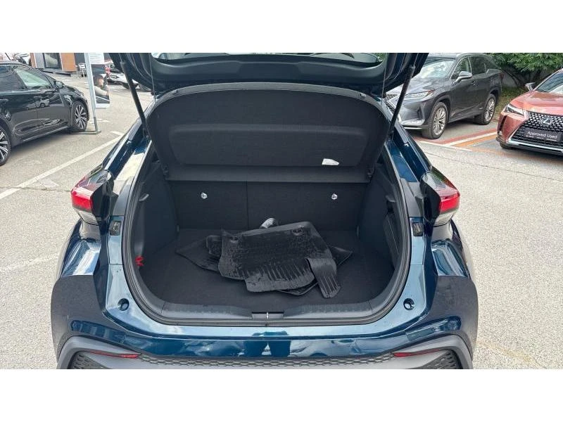 Toyota C-HR 1.8 HEV E-CVT CULT FWD, снимка 10 - Автомобили и джипове - 54863419