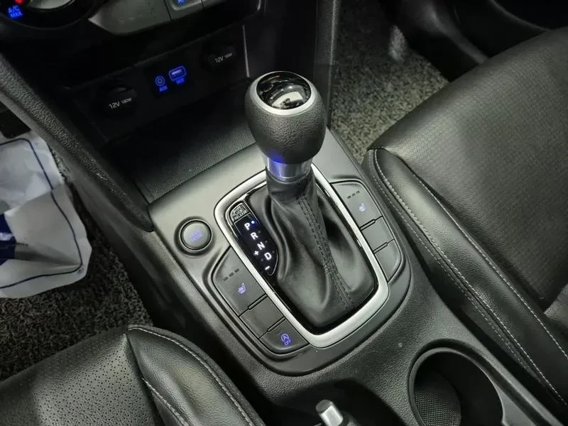 Hyundai Kona 1.6D - САМО 30% АВАНС, снимка 12 - Автомобили и джипове - 56028344