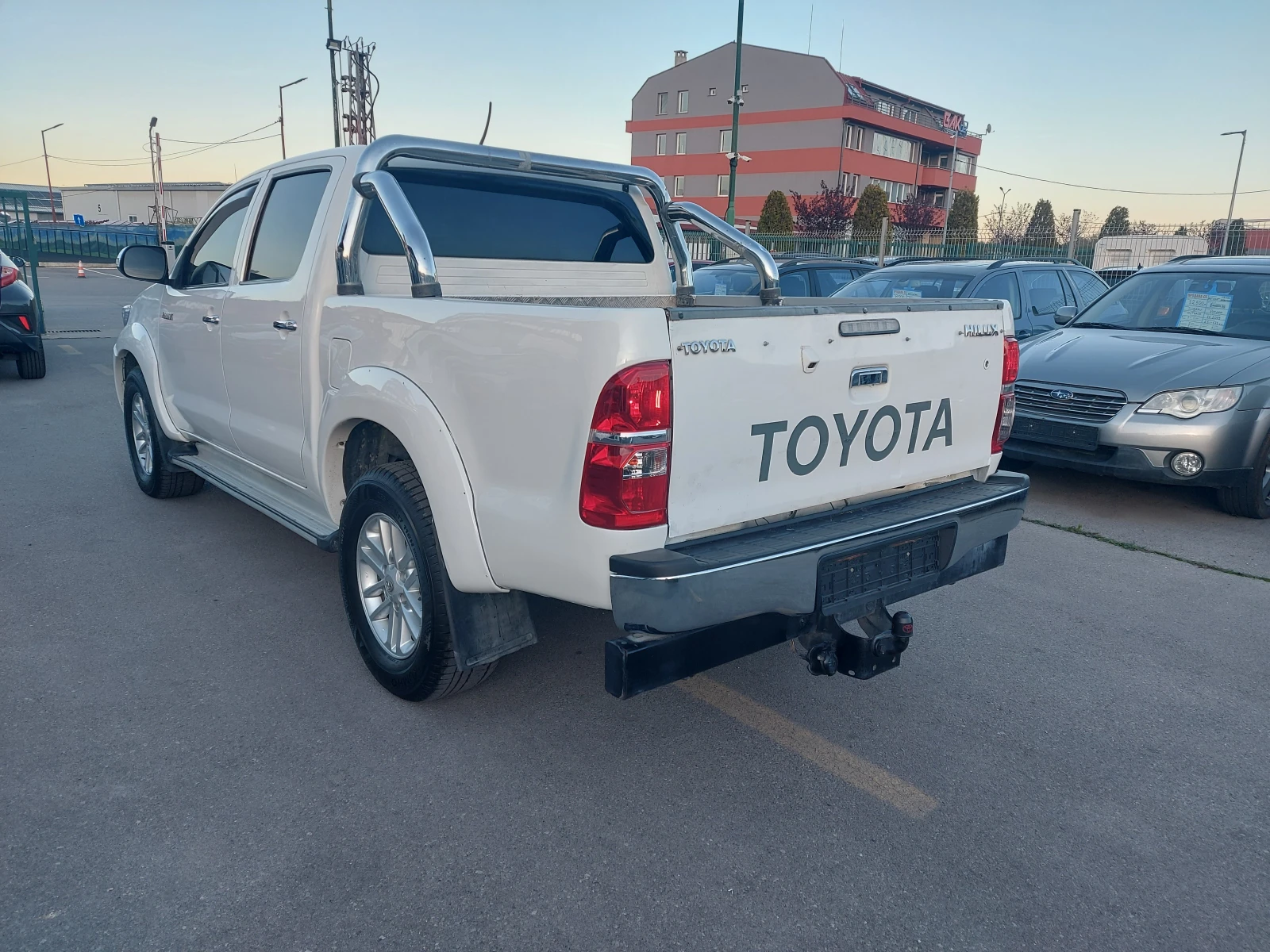 Toyota Hilux 3.0 D4-D, 171 к.с., 4х4, АВТОМАТИК, ЮЖНА ИТАЛИЯ - изображение 5