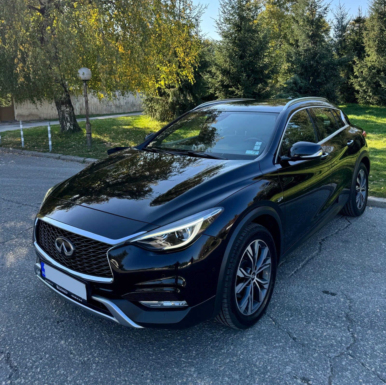 Infiniti QX30 BOSE/ Панорама - изображение 2