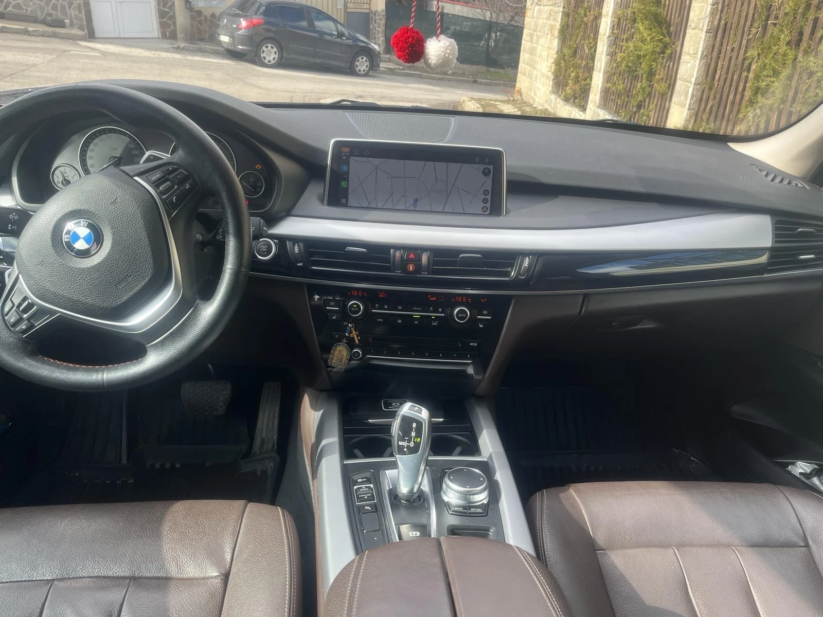 BMW X5 S Drive 25D - изображение 10