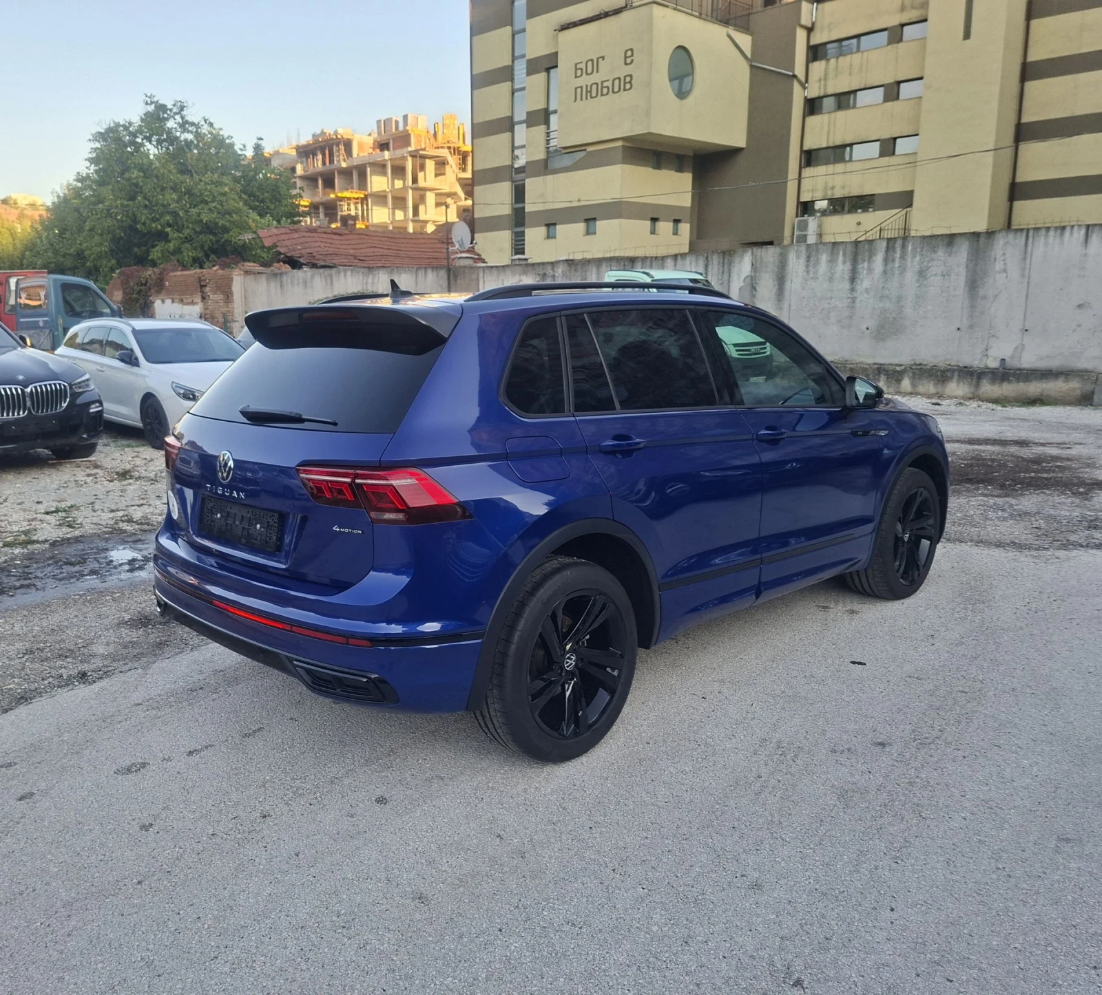 VW Tiguan 2.0TDI-R-LINE ШВЕЙЦАРИЯ - изображение 4