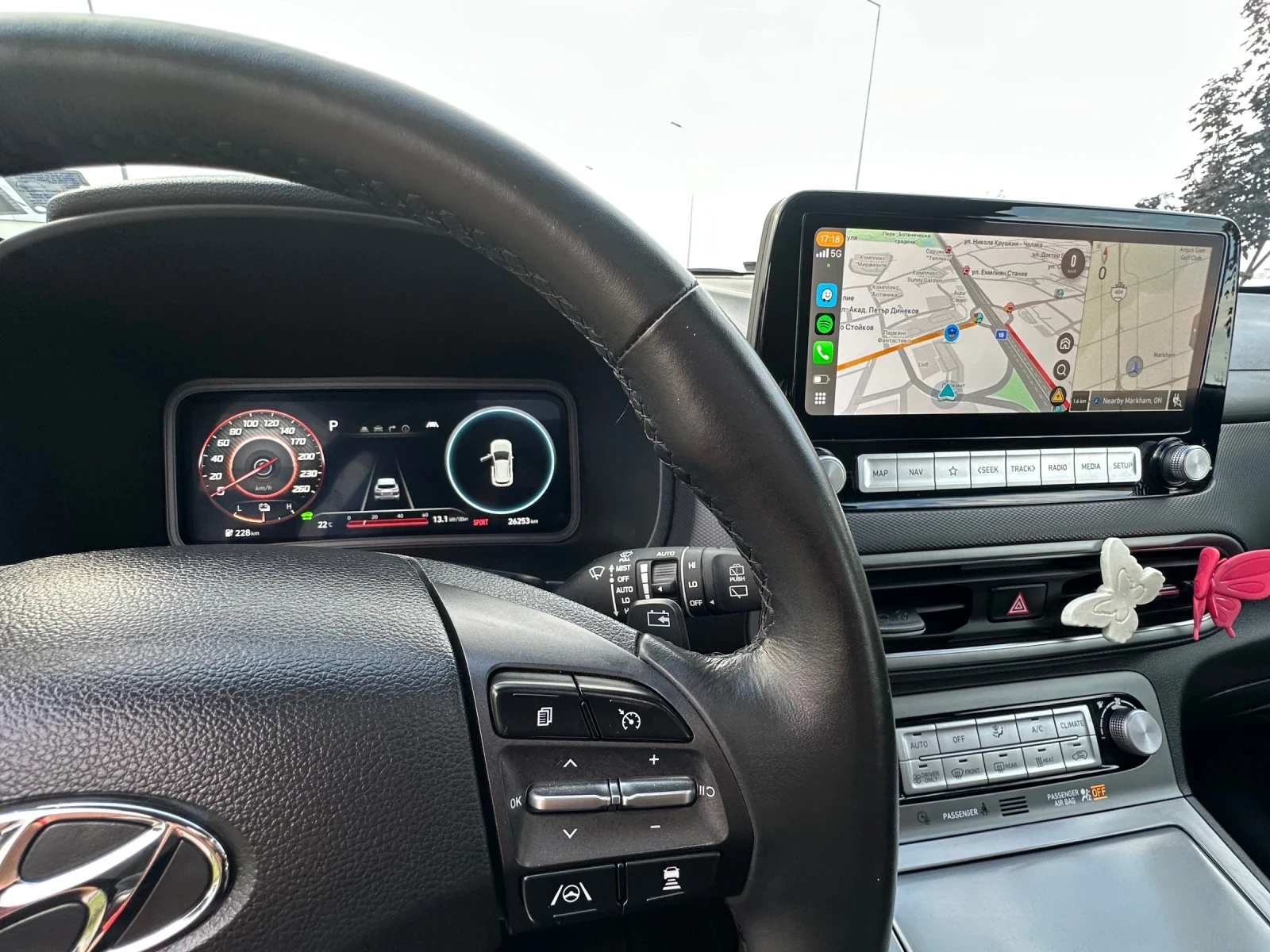 Hyundai Kona 64 kWh LIMITED - изображение 8