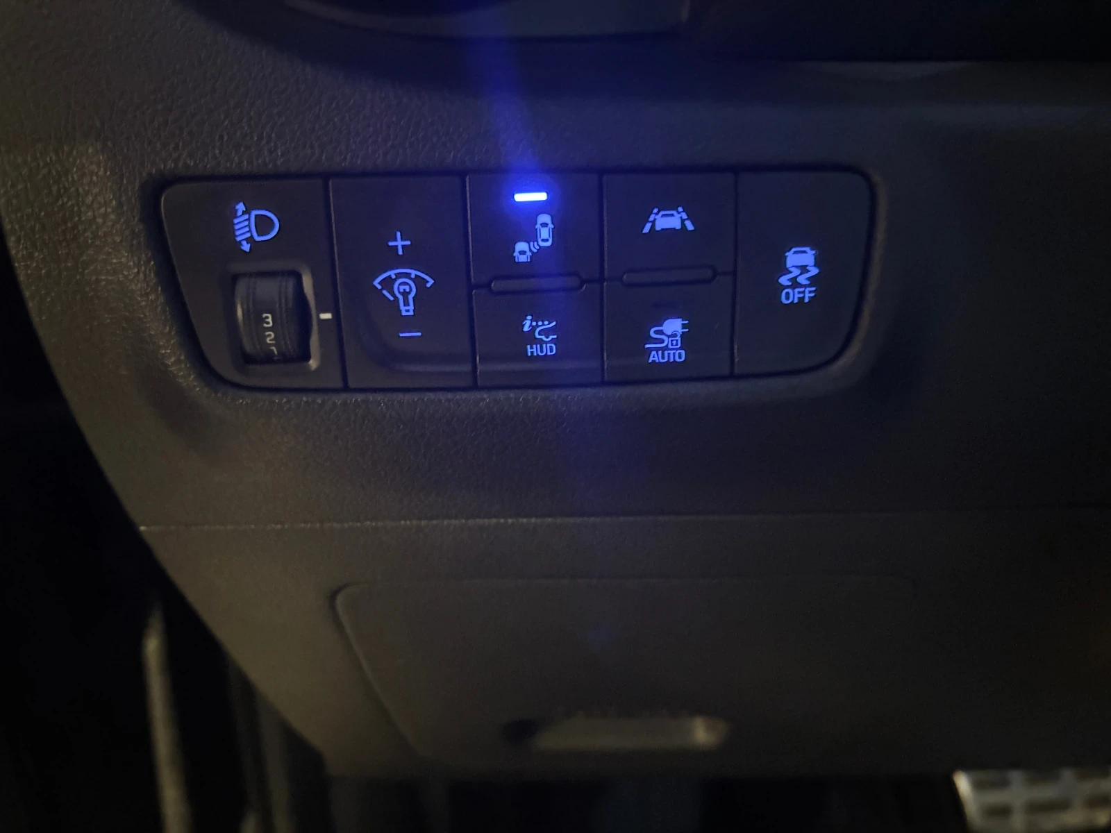 Hyundai Kona Premium 64kwh ���������� | Mobile.bg � ����������� 15