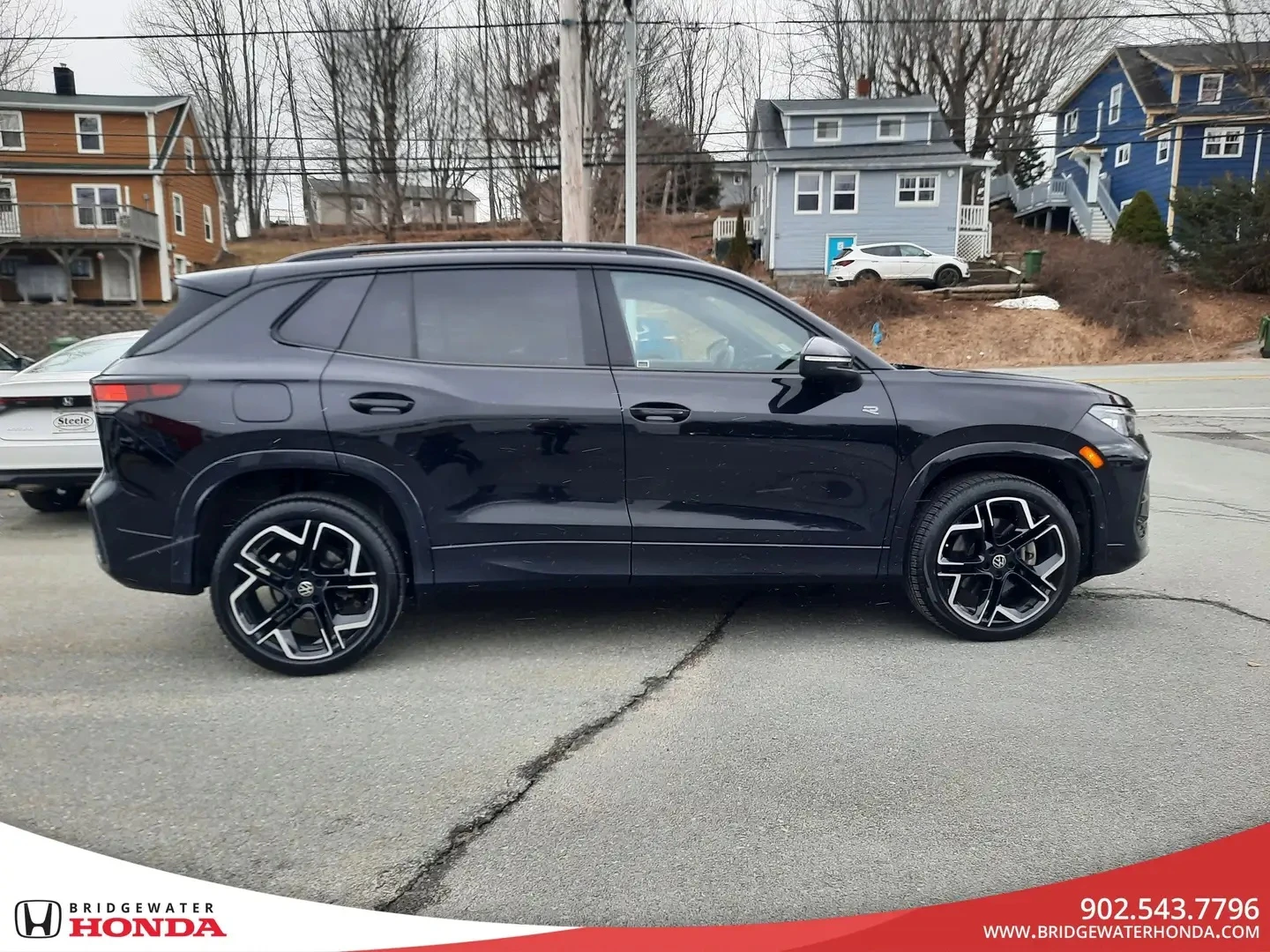 VW Tiguan Comfortline R-Line Black Edition, снимка 3 - Автомобили и джипове - 53991236