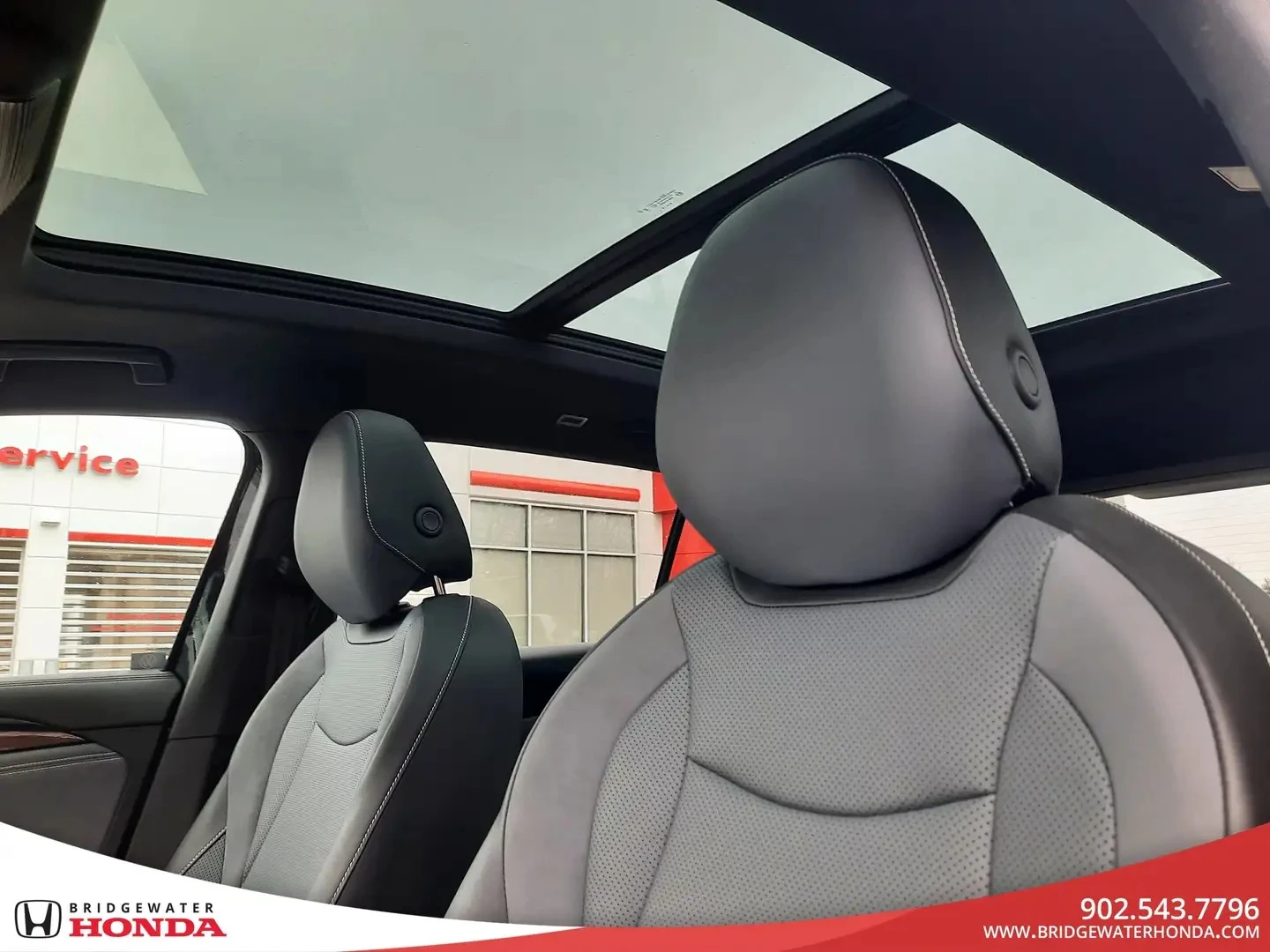 VW Tiguan Comfortline R-Line Black Edition, снимка 11 - Автомобили и джипове - 53991236