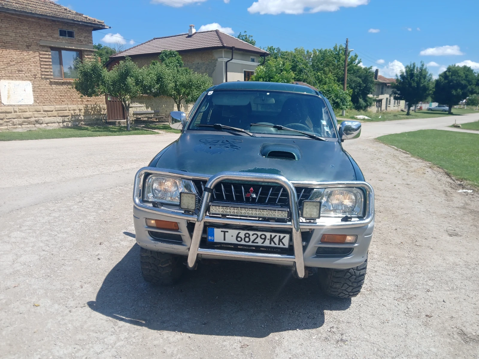 Mitsubishi L200, снимка 2 - Автомобили и джипове - 54915759