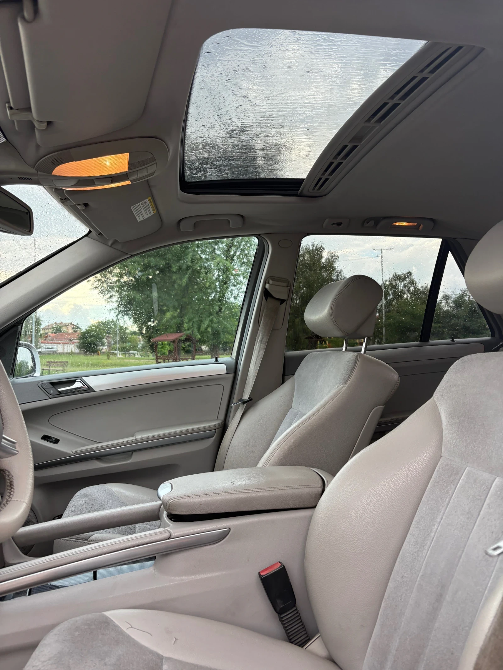 Mercedes-Benz ML 320, снимка 12 - Автомобили и джипове - 55015150
