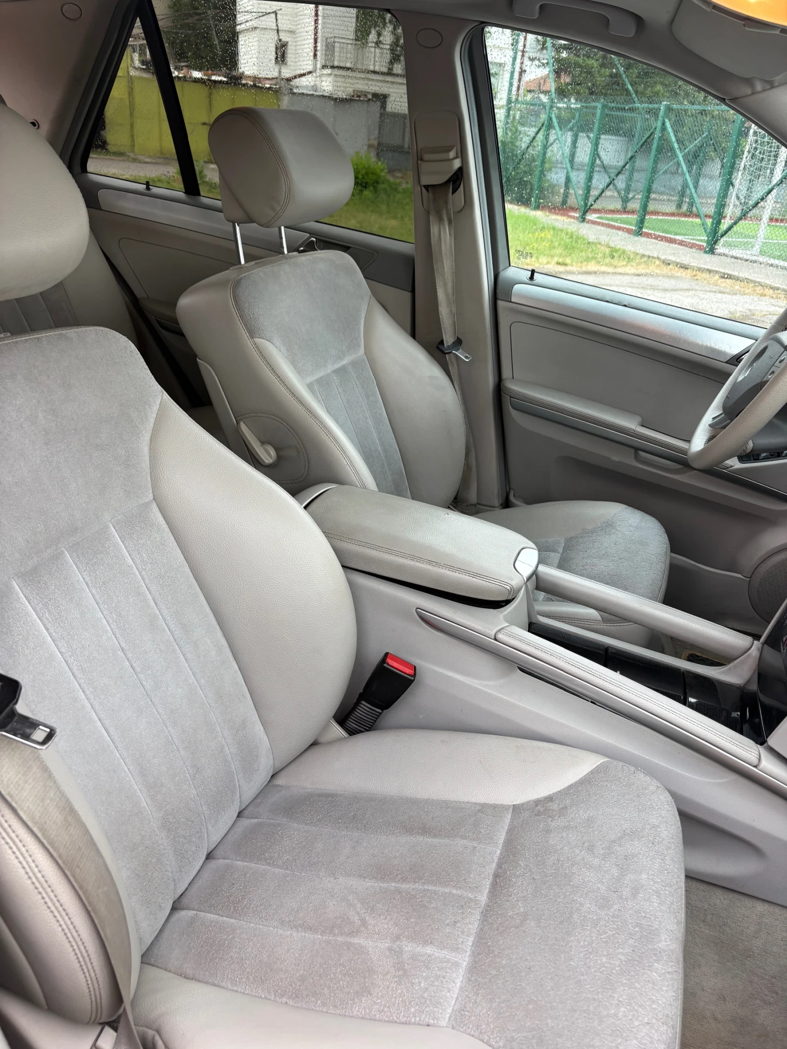 Mercedes-Benz ML 320, снимка 10 - Автомобили и джипове - 55015150