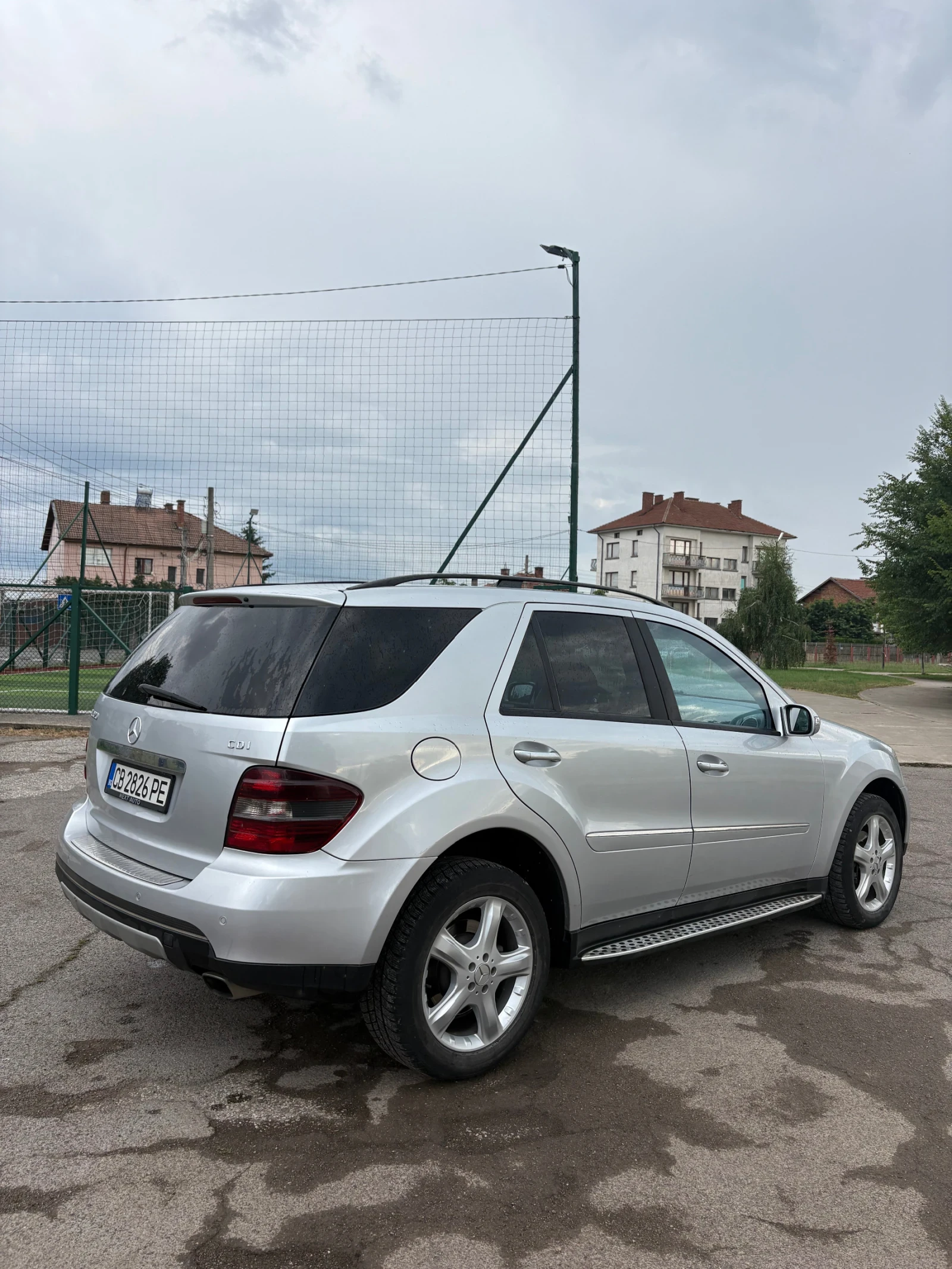 Mercedes-Benz ML 320, снимка 4 - Автомобили и джипове - 55015150