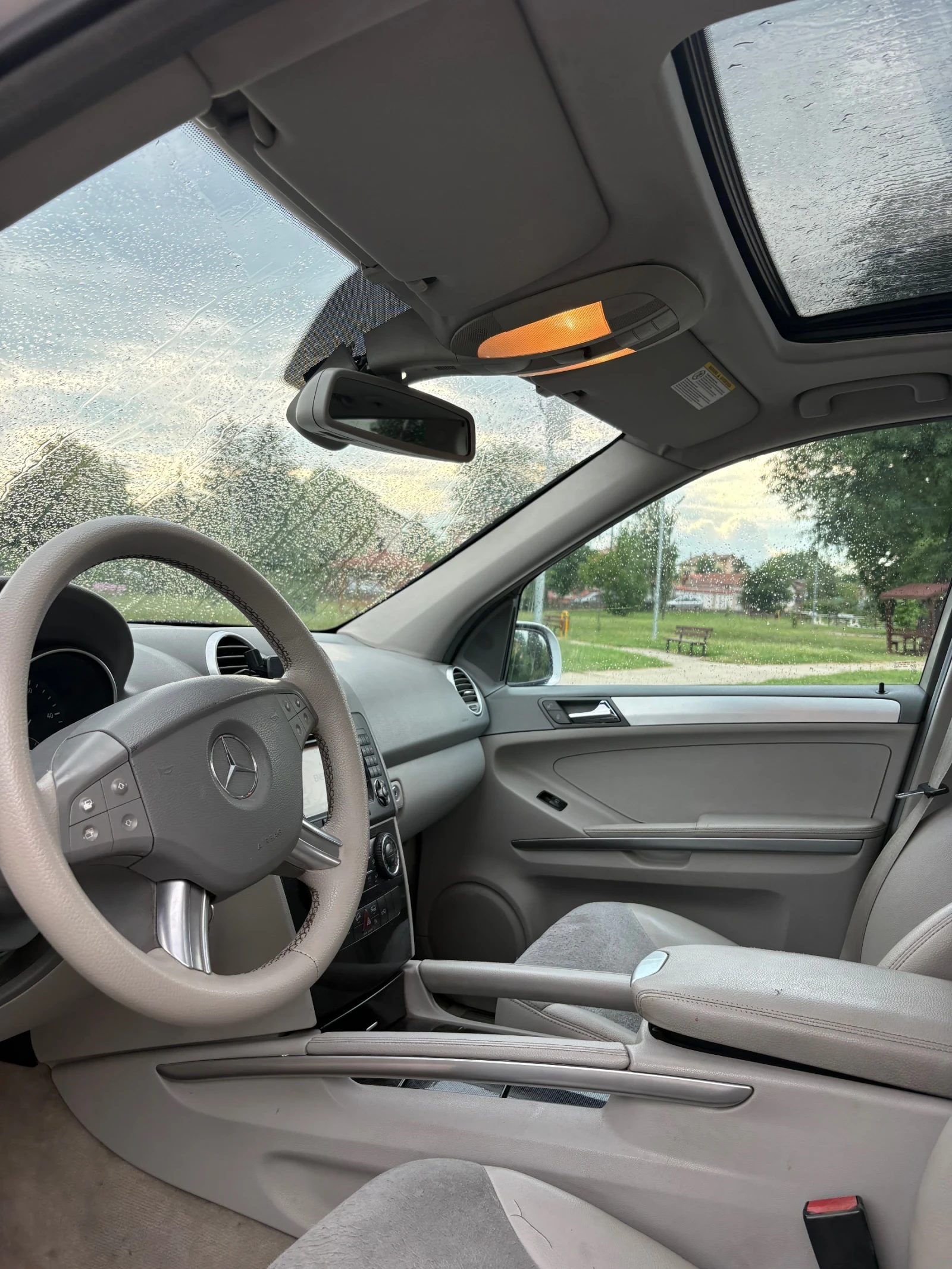 Mercedes-Benz ML 320, снимка 11 - Автомобили и джипове - 55015150