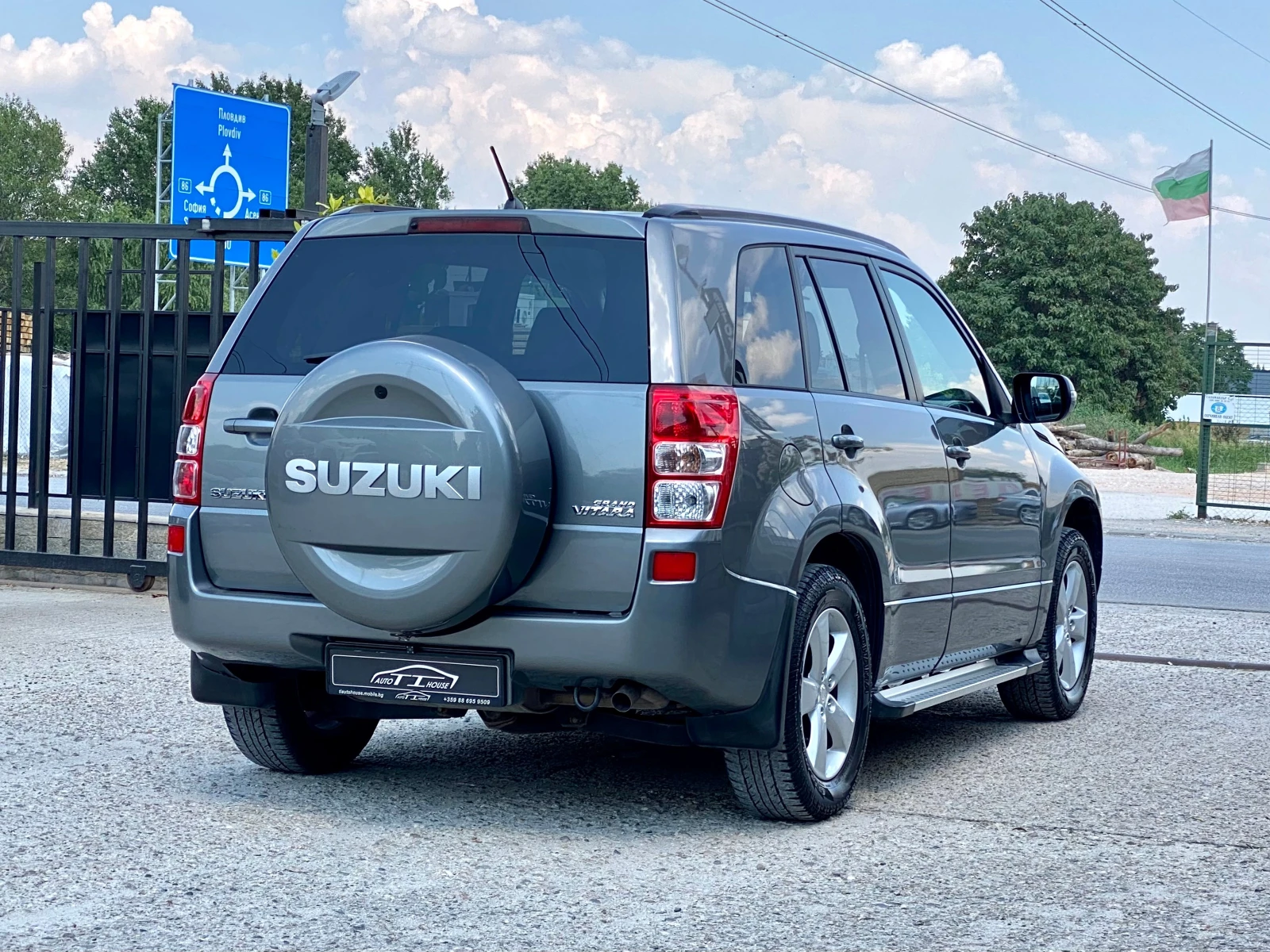 Suzuki Grand vitara 2.0* LPG* 4x4* КАТО НОВА* , снимка 2 - Автомобили и джипове - 55122413