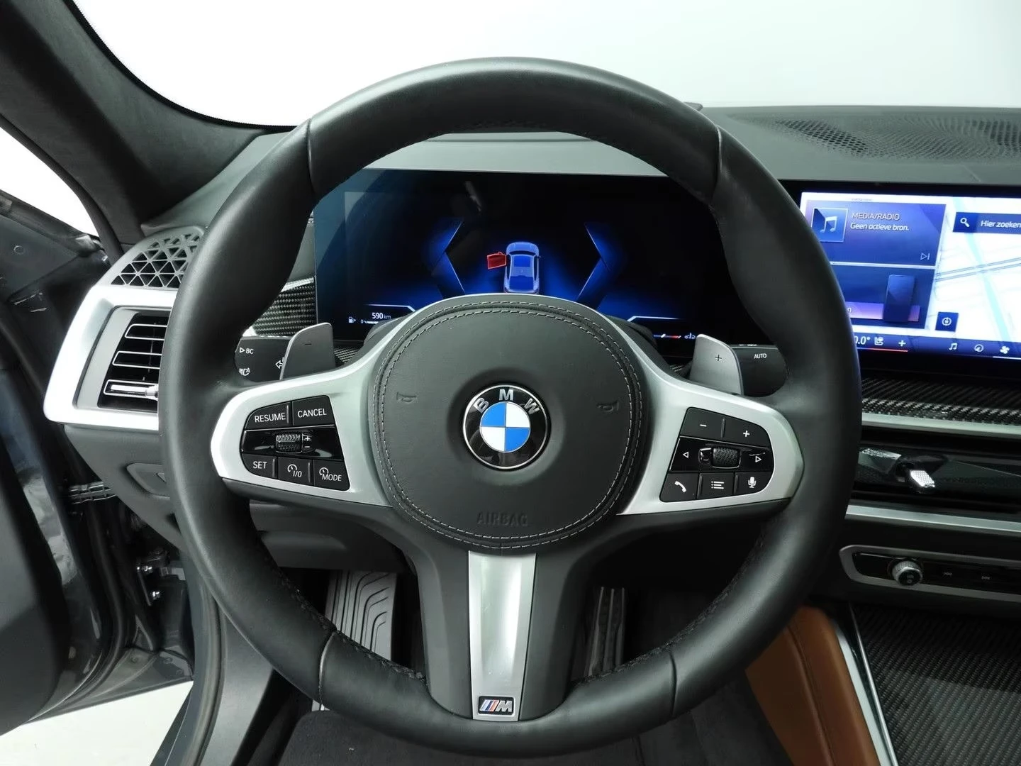 BMW X6 xDrive40i/M SportPro/360/HUD/Massage/Individual/HK, снимка 10 - Автомобили и джипове - 55441722