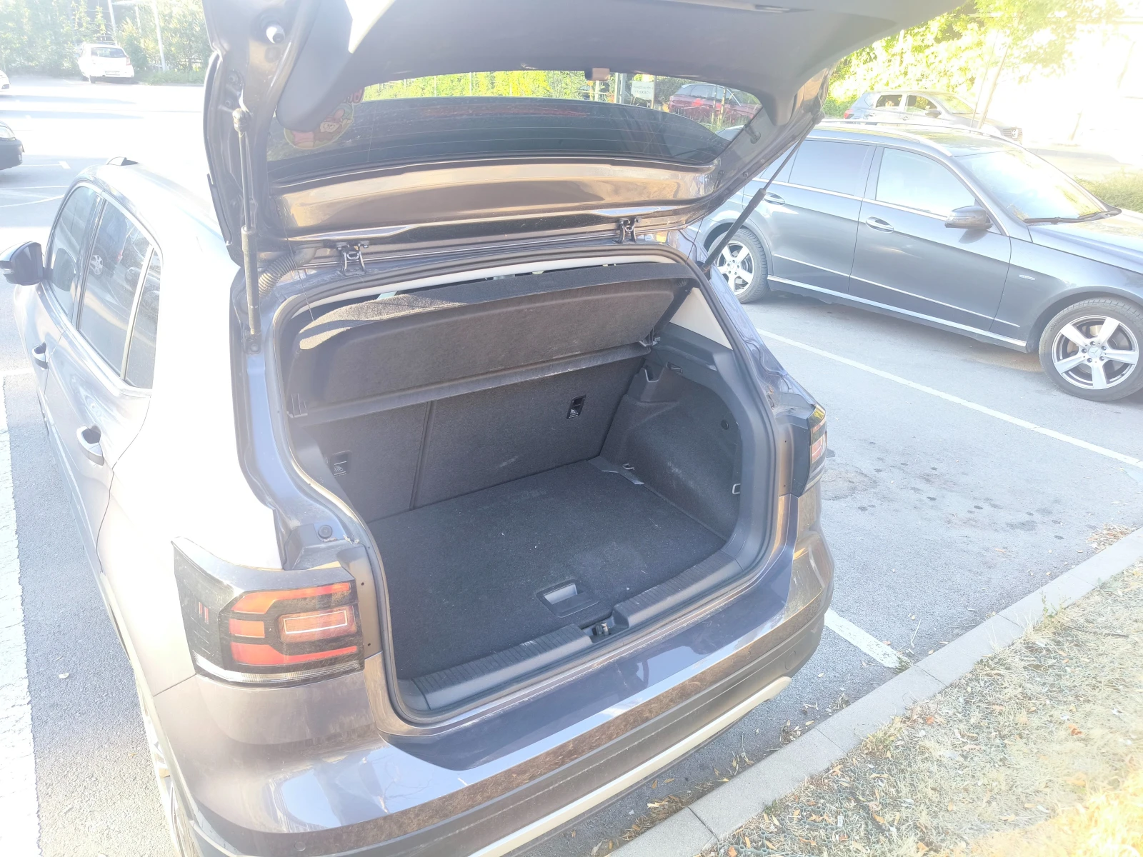 VW T-Cross 1.0 Style 1.0 TSI OPF  DSG + възм. за лизинг, снимка 2 - Автомобили и джипове - 55734327
