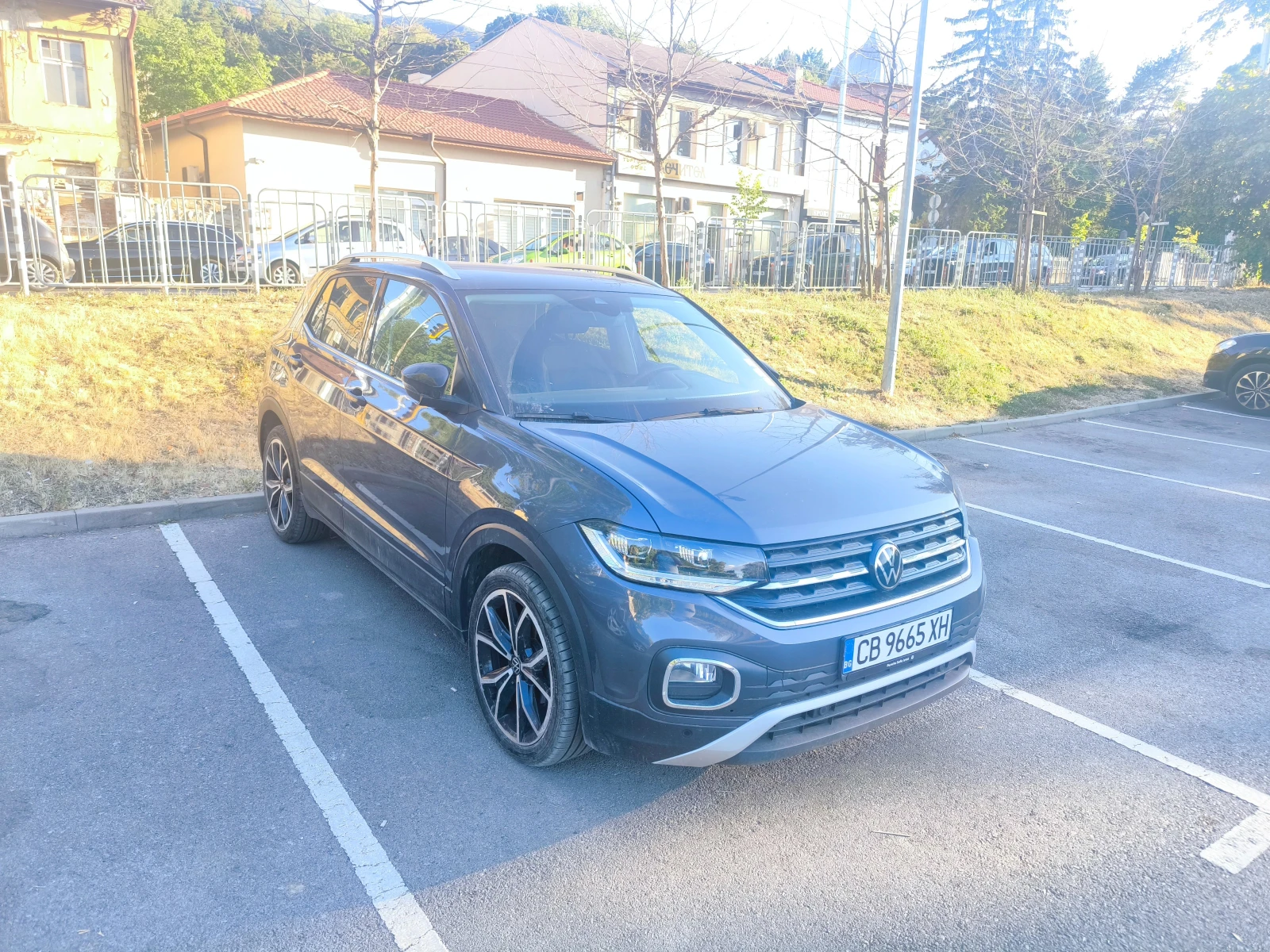 VW T-Cross 1.0 Style 1.0 TSI OPF  DSG + възм. за лизинг, снимка 4 - Автомобили и джипове - 55734327