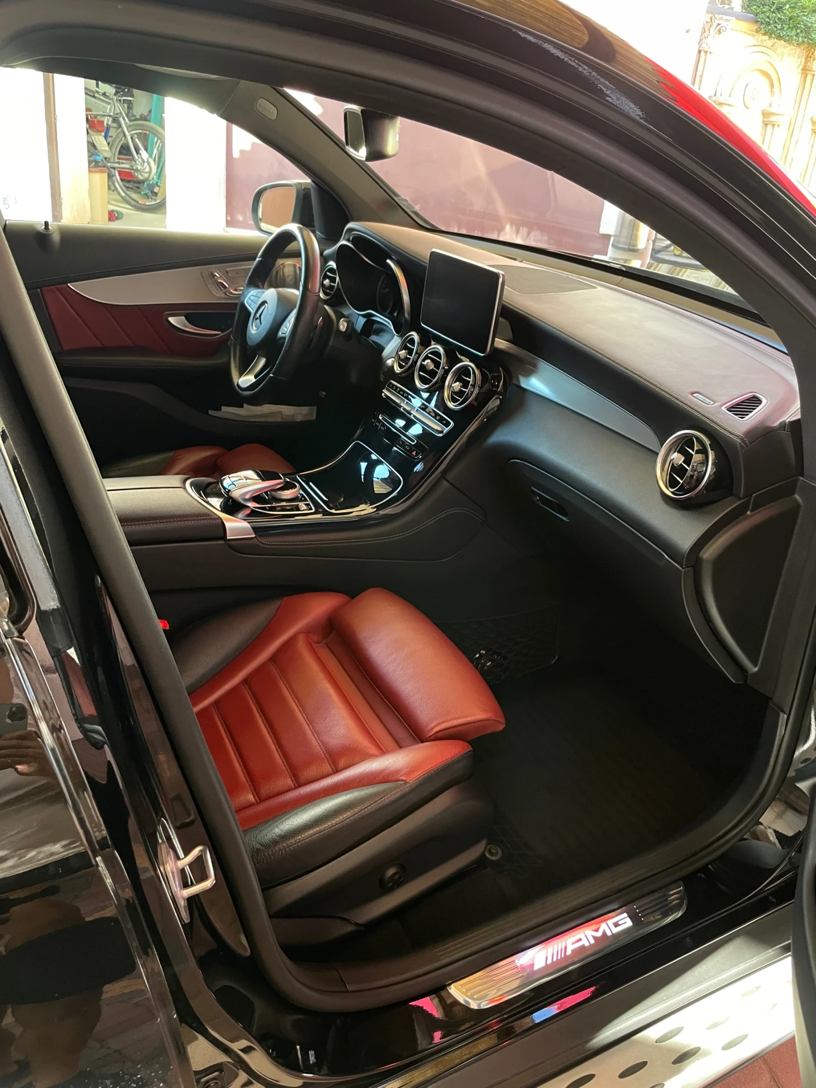 Mercedes-Benz GLC 43 AMG, снимка 8 - Автомобили и джипове - 55912595