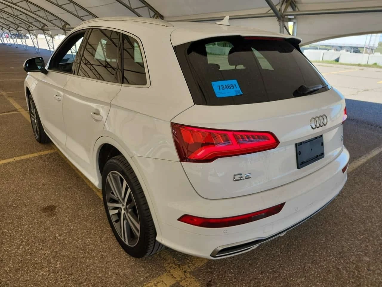 Audi Q5 * PROGRESSIV * CARFAX * , снимка 4 - Автомобили и джипове - 56507153