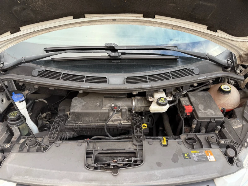 Ford Transit Custom 2.2TDCi CUSTOM, снимка 16 - Бусове и автобуси - 52914921