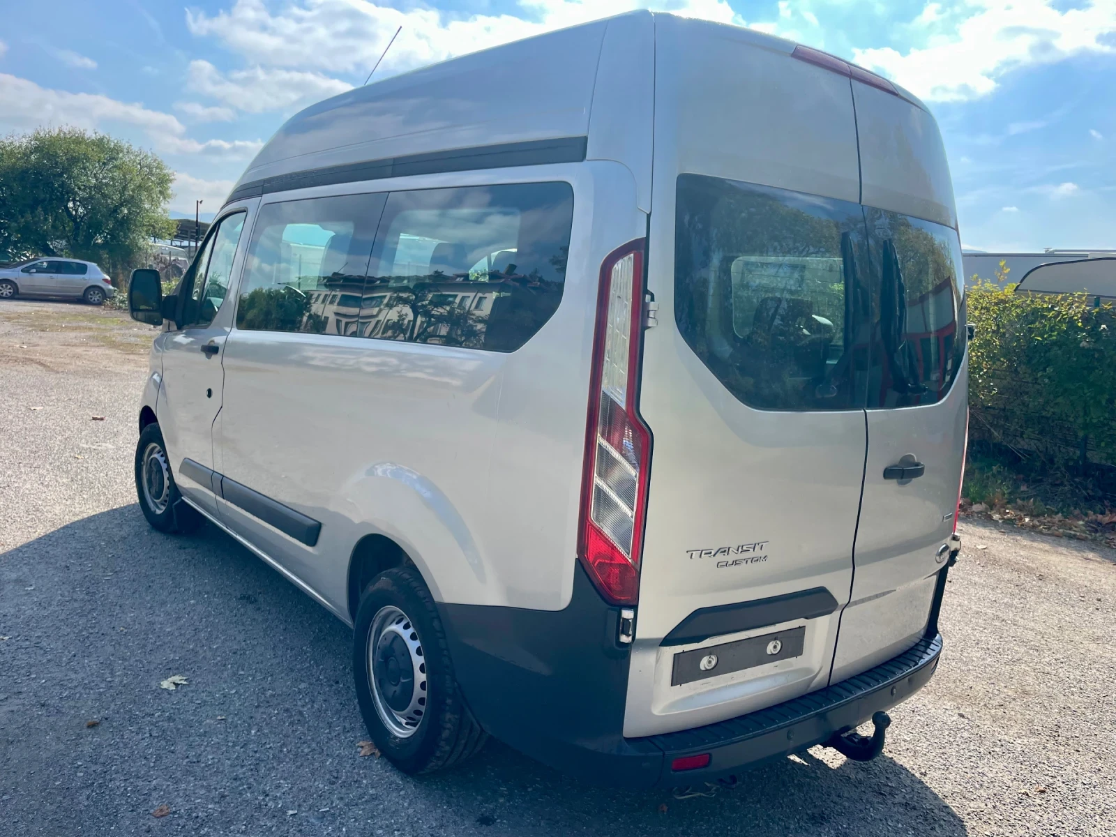 Ford Transit Custom 2, 2 D 9 места - изображение 4