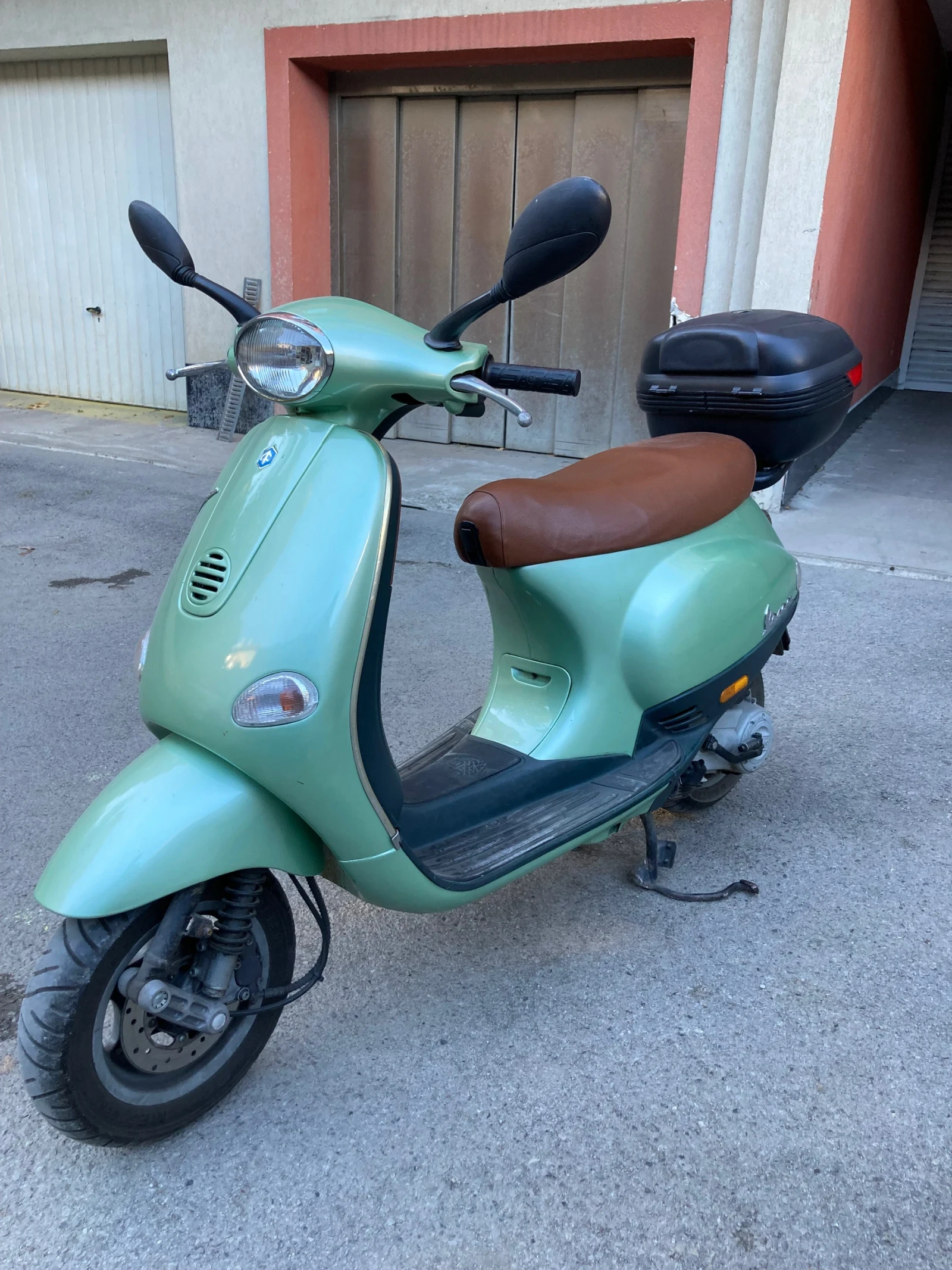 Vespa 50  - изображение 2