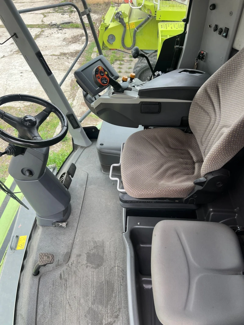 Комбайн Claas  TUCANO 440, снимка 6 - Селскостопанска техника - 52453180