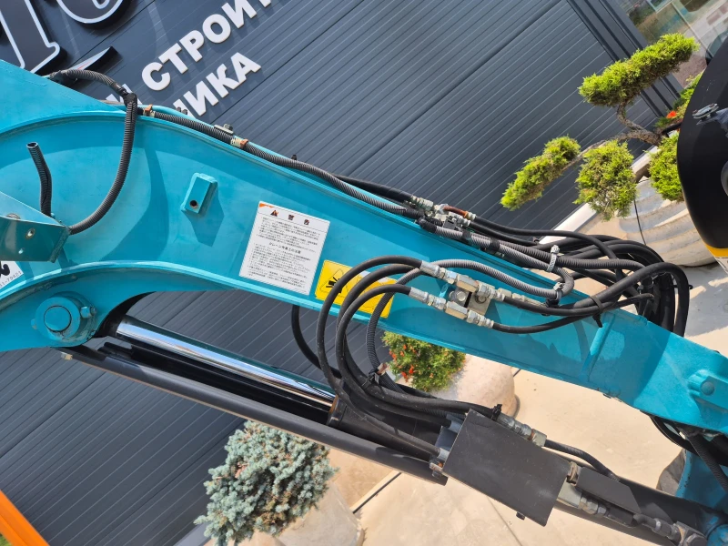 Багер Kubota 3 тонен / ПЕРФЕКТЕН / КАТО НОВ / НАЛИЧЕН !, снимка 8 - Индустриална техника - 50973777