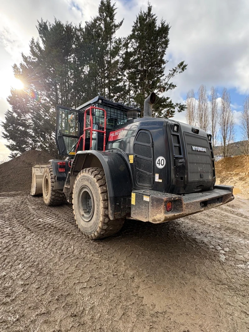 Челен товарач Hyundai HL 960 A HD ЛИЗИНГ, снимка 3 - Индустриална техника - 53454005