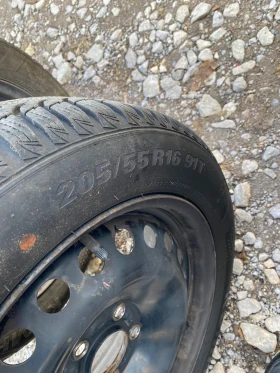 Гуми с джанти Kumho 205/55R16, снимка 5 - Гуми и джанти - 47998800