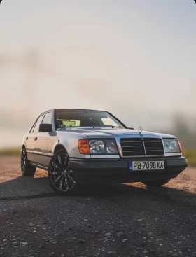 Mercedes-Benz 124, снимка 9