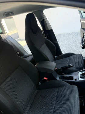 Skoda Octavia 1.6 Elegance , снимка 9